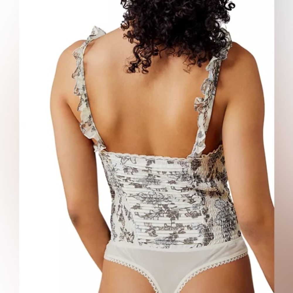 NWT! Free People Weekend Ruffle Bodysuit Lingerie - Picture 5 of 15